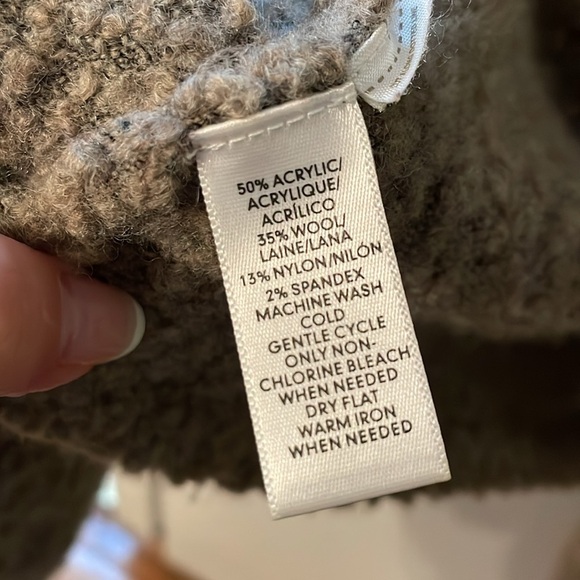 ANN TAYLOR LOFT MADE WITH ITALIAN YARN L 35% WOOL - Picture 4 of 6